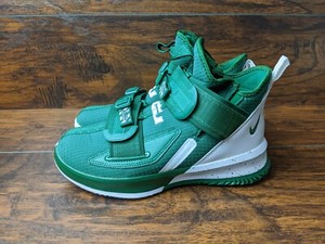 Tenis Nike LeBron Soldier 13 | niños | Innovasport