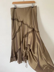 Per Una Skirt Size 16 Long Maxi Kick Flare Hitched Satin Gold Green Lace Boho - Picture 1 of 11