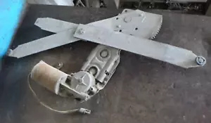 Ford Falcon XA-XC Wagon Tailgate Window Regulator & Motor - Picture 1 of 4