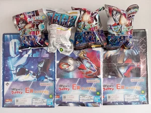 BANDAI Ultraman 4 Badekugeln mit Figuren + 3 Mini-Handtücher neu GODZILLA - Bild 1 von 2