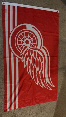 Wincraft Flag NHL Detroit Redwings 60x35 With Metal Loops Red And White  - Image 1 of 4