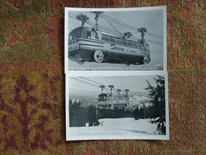 PAR DE POSTALES RPPC DE COLECCIÓN CAPUCHA DE MONTAJE 36 PASAJEROS SKYWAY TRANVÍA DE ESQUÍ - Imagen 1 de 2