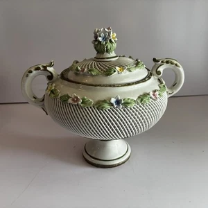 CAPODIMONTE GITTER GEFLOCHTEN FLORAL PORZELLAN POTPOURRI BONBONIERE DECKEL LESEN - Bild 1 von 19