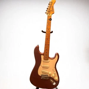 Fernandes Strat Style Electric Guitar with Case, Pre-owned, Needs Repair - Picture 1 of 4