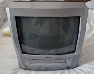 BUSH 14" CRT TV BTV18SIL with Built-in VCR (No Remote) - Picture 1 of 13