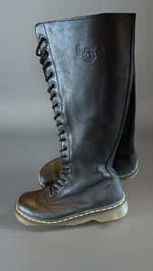 Dr. Martens Women Black Lace Up Tall Leather Air Wear Boots Size 8 20 Eyelet - Picture 1 of 12