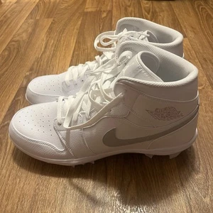 Jordan 1 Alpha Menace Mid TD Football Cleats Men Size 13 White Grey - Picture 1 of 6