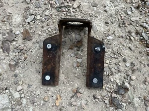 1969-1975 International D200 Pickup Truck Bed Mount - Picture 1 of 8