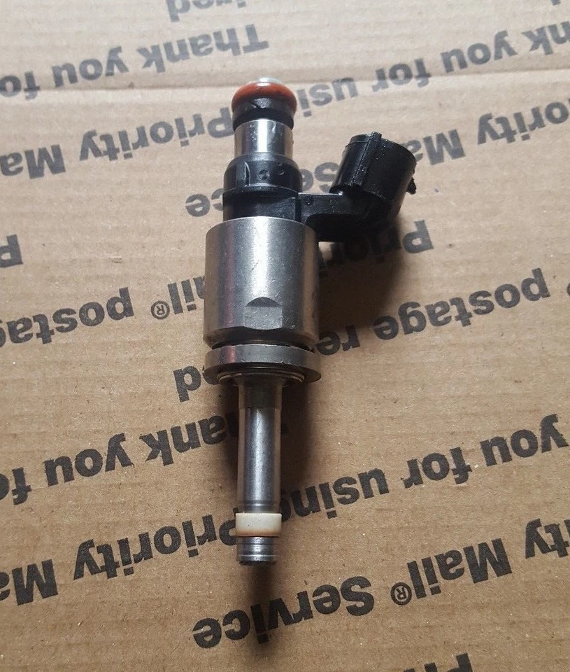 Inyector de combustible OEM Mazda número de pieza PE01-13-250C CX-3 3 MX-5 2012-2018 único Foto 1 de 1