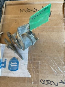 1949 1950 Buick brake light switch - Picture 1 of 2