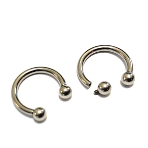 2PZ 10Gauge 16mm 6mm Sfera Acciaio Chirurgico Filettature Interne PA Ferri di Cavallo. - Foto 1 di 1