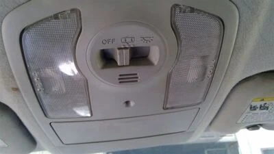 Consola techo delantero Prius V VIN UE séptimo y octavo dígito compatible con 12-18 PRIUS 247256 Foto 1 de 4