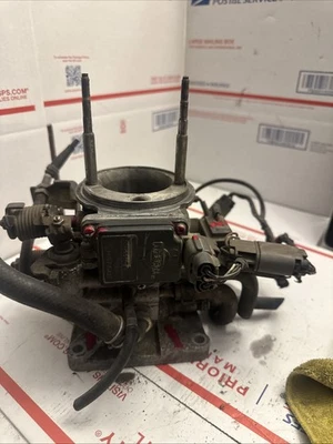 ✅🚂90-95 NISSAN HARDBODY D21 PICAPE 2.4L CARBURADOR CORPO ACELERADOR FABRICANTE DE EQUIPAMENTO ORIGINAL - Imagem 1 de 4