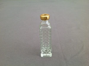 Vintage Glass Perfume Bottle - Foto 1 di 8