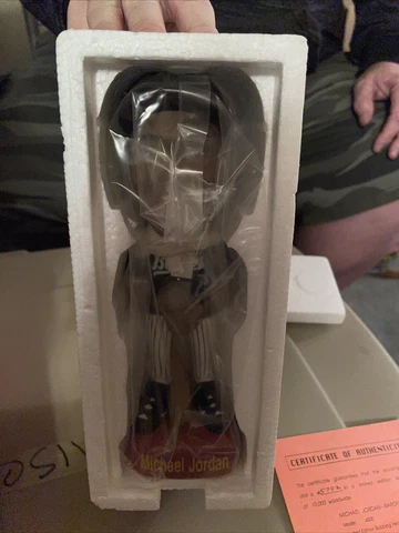Michael Jordan Birmingham Barons SAM's Bobbing Head Doll with COA NIB Cover
