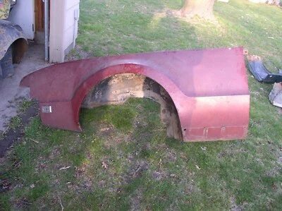 Oldsmobile Toronado 1966 guardabarros delantero del lado del conductor  Foto 1 de 4