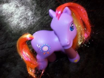 My Little Pony G3  Round 'n Round 2005 Rainbow Wishes Amusement Park Beautiful - Image 1 of 4