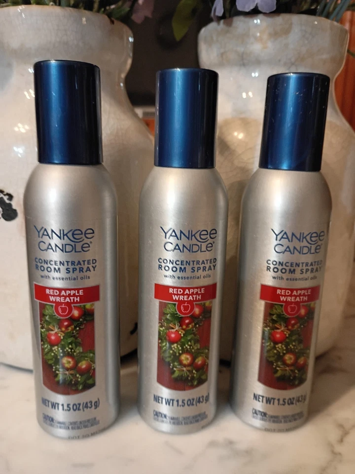 *NEW* Lot of 3 Yankee Candle Red Apple Wreath Concentrated Room Spray FREE SHIP* - Image 1 of 1