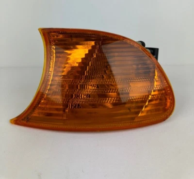 Luz esquina lateral pasajero BMW 323i 325Ci 328Ci 330Ci cupé Foto 1 de 4