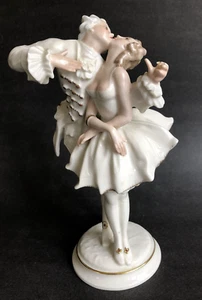 Hutschenreuther ~ PAAR, DAS EINEN ZARTEN KUSS GIBT - PORZELLANFIGUR - Deutschland - Bild 1 von 7