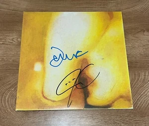 * THE SMASHING PUMPKINS * álbum firmado * PISCIS ISCARIOTE * JAMES & JIMMY * 2 - Imagen 1 de 2