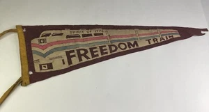 Vtg 1940’s “Freedom Train Spirit of 1776” Middle Size 22” Maroon Felt Pennant - Picture 1 of 5