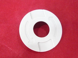 Placa de retención base para bola de ratón. Se adapta solo a ratones Logitech Mi-P30 Acorn posterior - Imagen 1 de 4