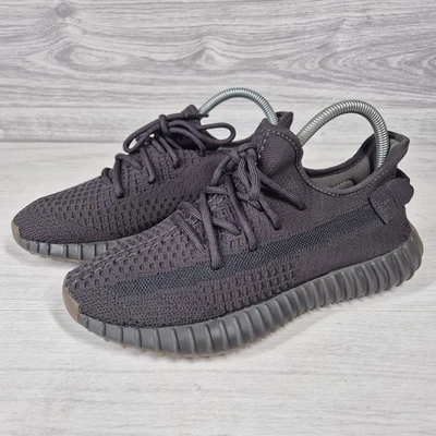 Adidas Yeezy Boost 350 V2 Low Cinder Non-Reflective UK Size 6 100% Authentic  - Bild 1 von 4
