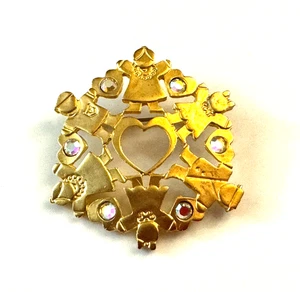 Vintage NEWPRO goldfarbene AB Strasssteine halten unsere Herzen Brosche Anstecknadel Nachlass - Bild 1 von 10