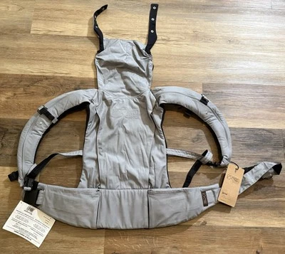 NOVO COM ETIQUETAS Juno Baby Carrier Mountain Buggy Cinza Arnês Mochila Mãos LIVRES S&H - Imagem 1 de 4