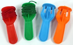 Ready! Set! Spaghetti! 1989 Game Parts - 2 Forks w/ Strings, 2 Forks Without. - Picture 1 of 3
