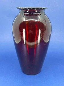 Vintage Anchor Hocking Royal Ruby Red Scalloped Hoover Vase Depression Glass 9" - Picture 1 of 18