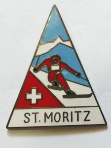 St Mortiz Alpine Ski Resort Switzerland Skiing Pin - Photo 1/2
