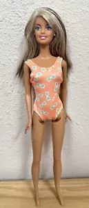 Cali Girl Barbie Doll two tone hair - Picture 1 of 4