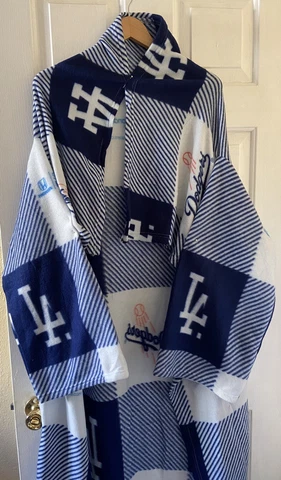 Los Angeles Dodgers Wearable Sleeved Blanket  68”Hx48”L Snuggie By Honda-VGC Cover