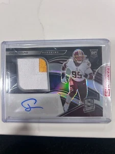 2020 Panini Spectra Chase Young Rookie Patch Autographs #215 04/99 (AU, MEM, RC) - Bild 1 von 3