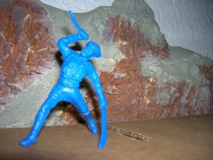 TIMMEE TOY 1950'S 70MM PIRATE PLAYSET ORIGINAL VINTAGE HTF SWORDS - Picture 1 of 4