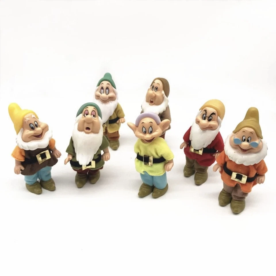 7 Piece Vintage Simba Snow White 7 Seven Dwarfs Figure Toy - Image 1 of 4