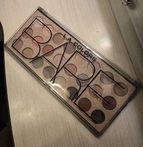 New L.A. Colors 24 BARE Eyeshadow Palette - Picture 1 of 3