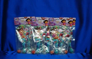 Dora 8 Paddle Balls la exploradora 8 bolas de padel Dora Party Favors Free SHIP - Picture 1 of 2