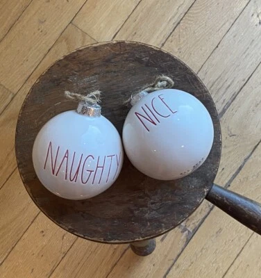 Rae Dunn Magenta Naughty Nice Christmas Large Ball Ceramic Ornaments Red Letters Foto 1 de 4