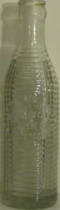 Orange-Crush 2-seitige Kniebeuge erhöhte Buchstaben Sodaflasche 6 Unzen 1925 Leavenworth, Kans - Bild 1 von 4