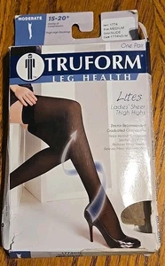 Calcetines de compresión médicos medianos Truform 15-20 mmHg desnudos muslo alto punta cerrada - Imagen 1 de 3