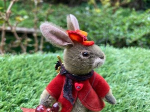 Puzzle Bears by Anita Weller, Rabbit in Red Coat One of a Kind - BEAR SHOP - Picture 1 of 14