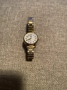 Timex Women's Watch Indiglo Quartz two Tone White Dial Expansion Thin Band - Picture 1 of 4