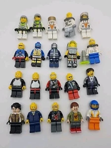 LEGO Minifigures Mixed Lot  of 21 Space Knights Racecar  Atlantis City + - Picture 1 of 9