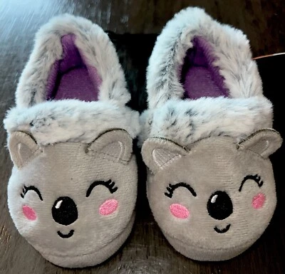 学步女孩可爱柔软毛绒考拉拖鞋,尺寸 2 3 5 6 全新 — 第 1/4 张图片
