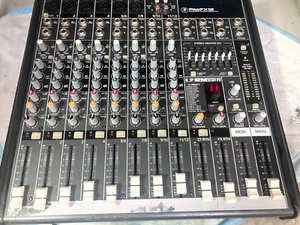Mackie ProFX12 12 Kanal Mixer mit Effekten und USB funktioniert super - Bild 1 von 18