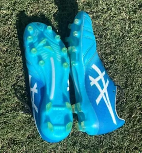 ASICS Ultrezza 3 - US 10 - Aquarium Blue Top End Cleats - Picture 1 of 5