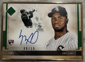 2020 Topps Transcendent Collection Autographs Luis Robert Emerald /15 (RC) - Picture 1 of 2